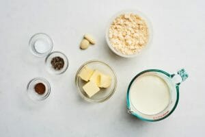 مواد لازم برای سس آلفردو