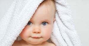 تغذیه کودک تا شش ماهگی