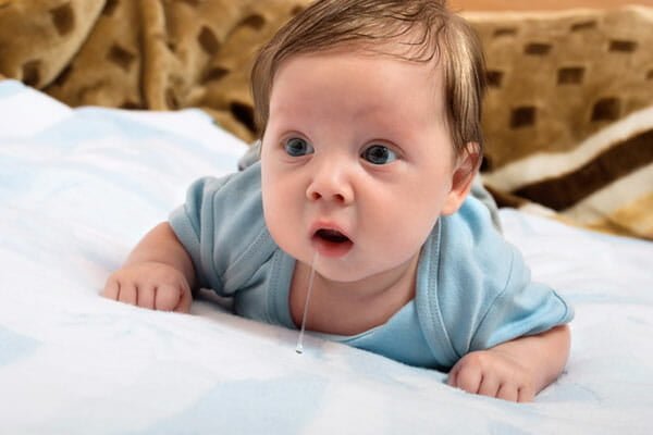 استفراغ نوزاد