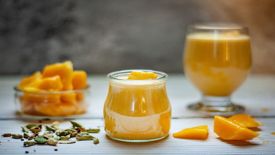 اسموتی انبه با بستنی