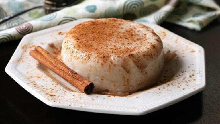 فرنی طعم دار