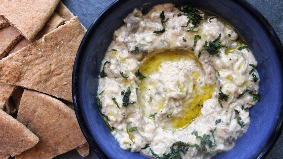 ماست بادمجان و دلال