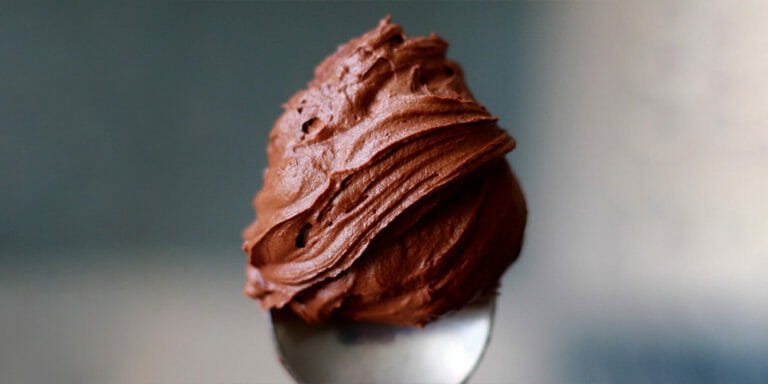 طرز تهیه خامه شکلاتی