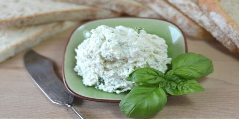 طرز تهیه پنیر تبریز