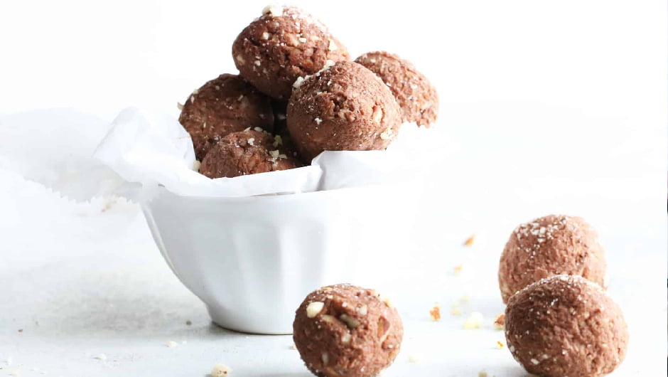 ترافل شکلاتی مغزدار