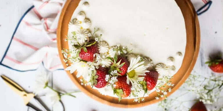 کیک تولد مدرن