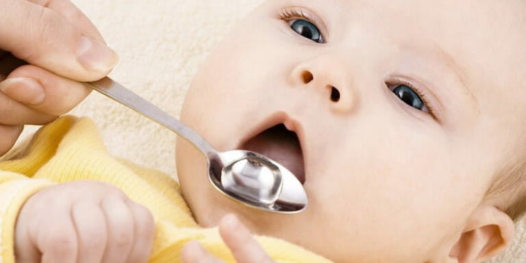 به کودکم مولتی ویتامین بدهم یا نه