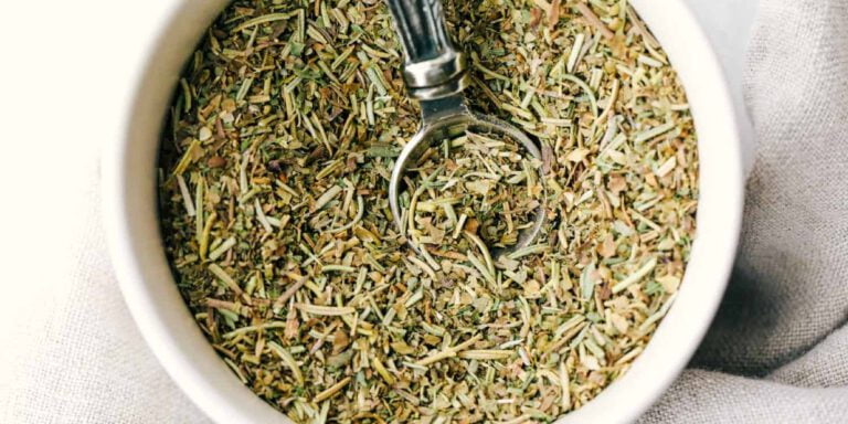 طرز تهیه ادویه ایتالیایی