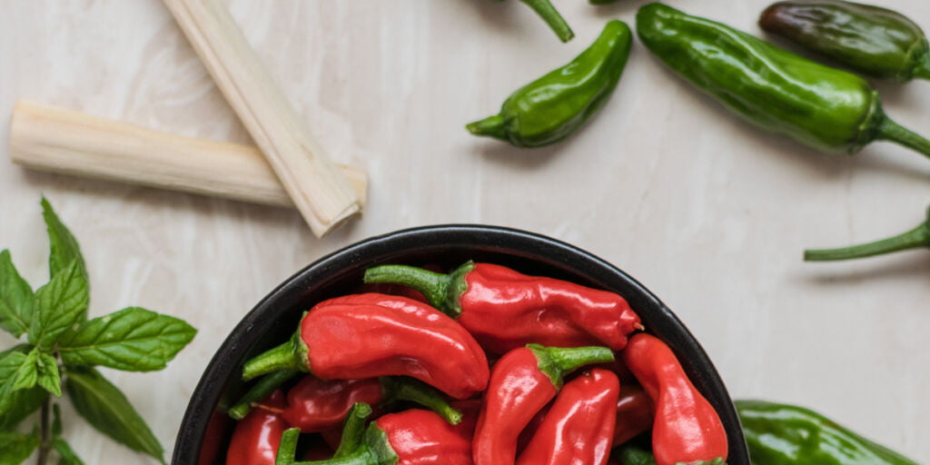 فلفل سبز تندتر از فلفل قرمز است