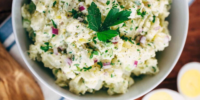 سالاد سیب زمینی با ماست