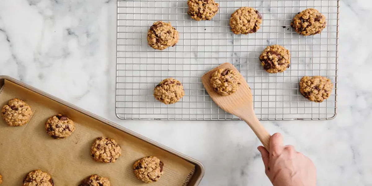 طرز تهیه بیسکویت خانگی سالم