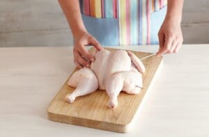 آماده کردن مرغ درسته