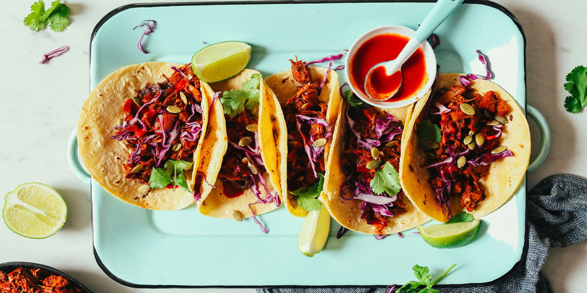 طرز تهیه تاکو گوشت و سالاد کلم قرمز