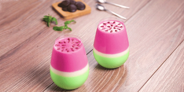 طرز تهیه دسر یلدایی پاناکوتا