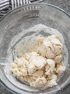 مرحله چهارم طرز تهیه پیتزای مخلوط