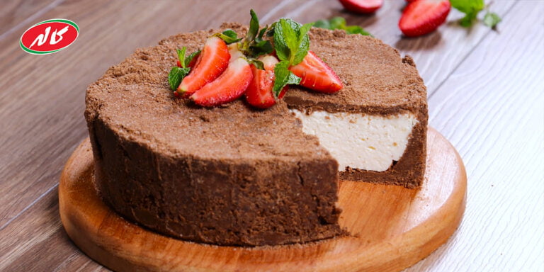 کیک یخچالی با خامه