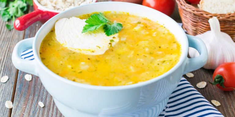 طرز تهیه سوپ جو پرک با مرغ