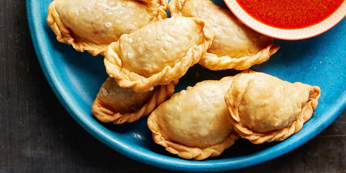 طرز تهیه پیراشکی با خمیر نانوایی