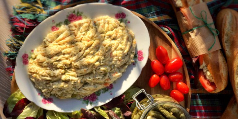 طرز تهیه سالاد الویه با مرغ