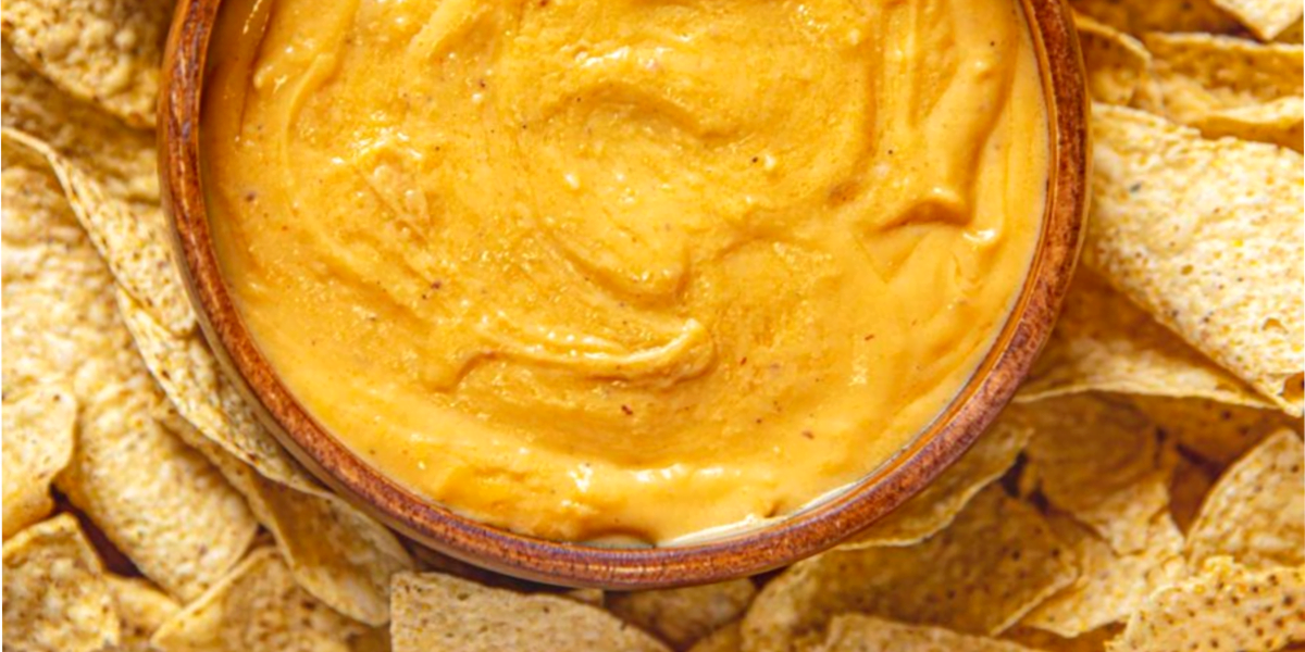 طرز تهیه سس پنیر چدار