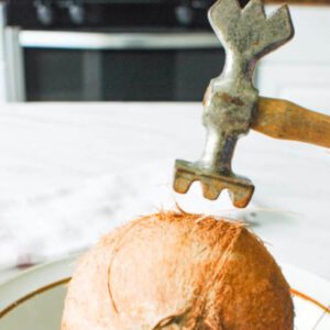 مرحله اول طرز تهیه شیر نارگیل