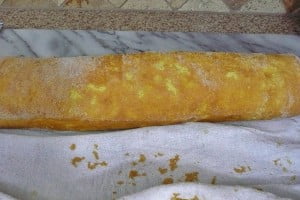 طرز تهیه رولت خامه ای-72