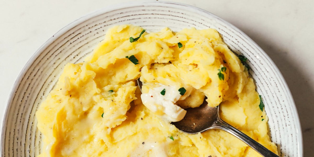 طرز تهیه پوره سیب زمینی وگان با شیر بادام