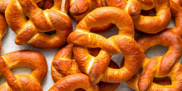 طرز تهیه نان پرتزل خانگی