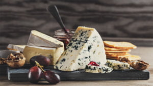 بلوچیز در بشقاب مزه