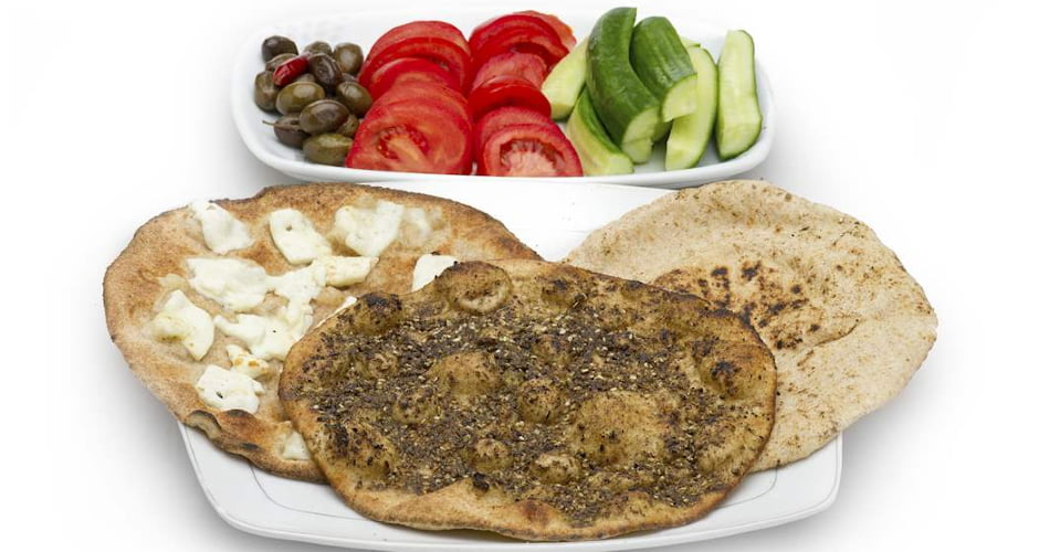 مناقیش از انواع نان خاورمیانه