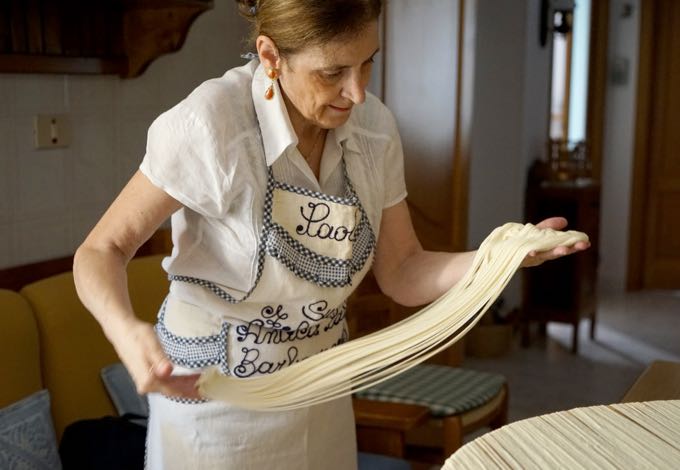 تهیه پاستای سو فیلیندو 