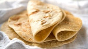 نان تافتون خانگی سنتی