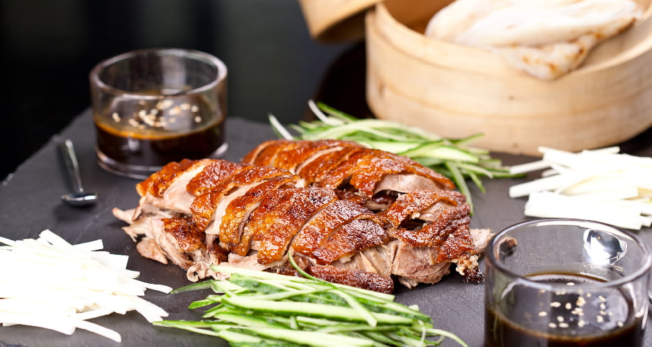 اردک کبابی یک غذای چینی خوشمزه