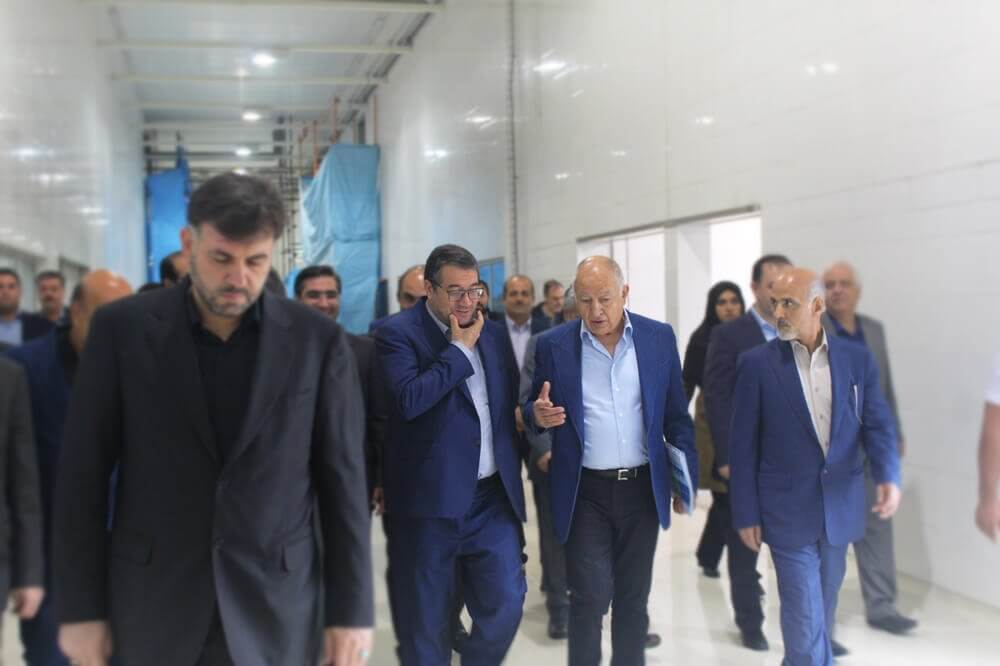 بازدید وزیر صنعت، معدن و تجارت از پالایشگاه شیر کاله